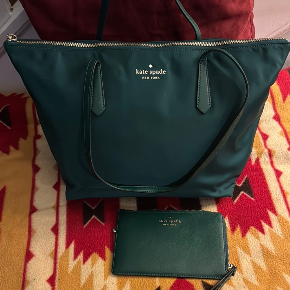 Kate Spade Green Tote Bag w/ wallet